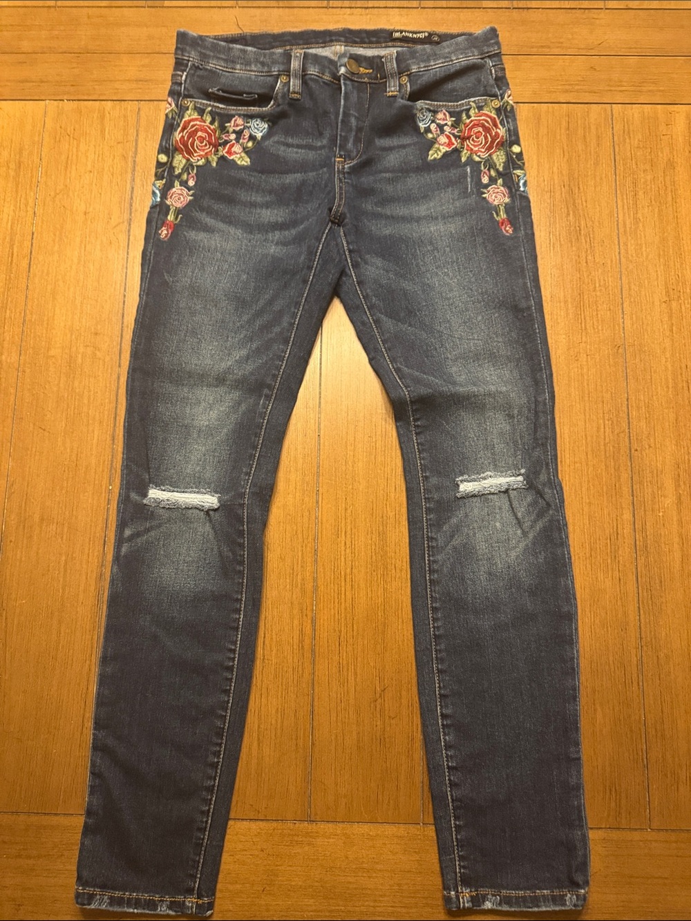 BlankNYC Skinny Jeans, 28, Women’s Embroidered Floral Jeans Distressed Dark Wash